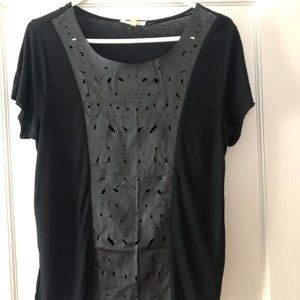 ⭐️2 for $15⭐️ Hem & thread Tee